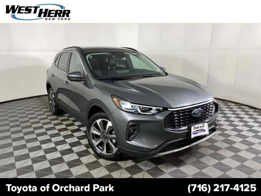 2024 Ford Escape Platinum photo 1