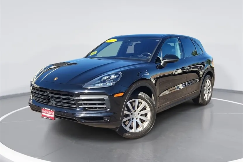 2020 Porsche Cayenne S photo 1