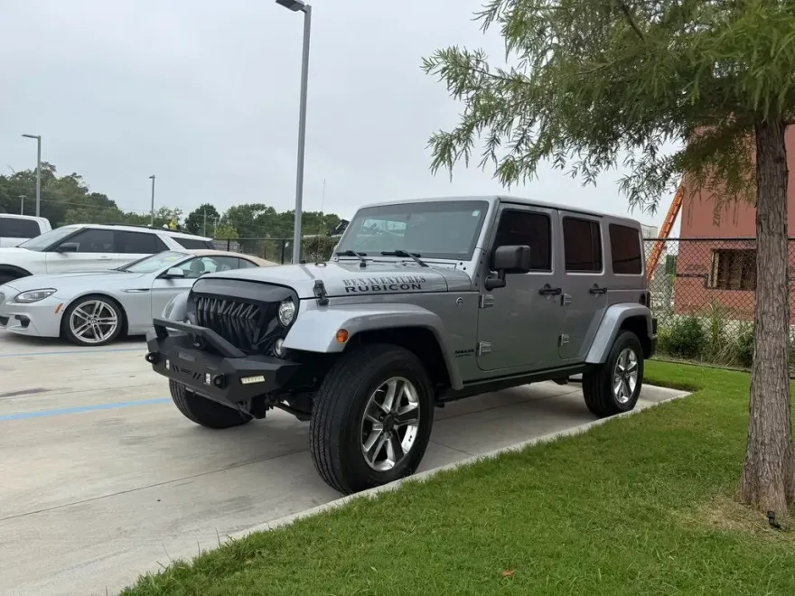 2017 Jeep Wrangler Unlimited Rubicon photo 1