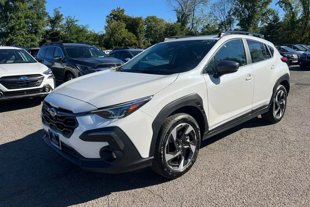 2025 Subaru Crosstrek Limited photo 1