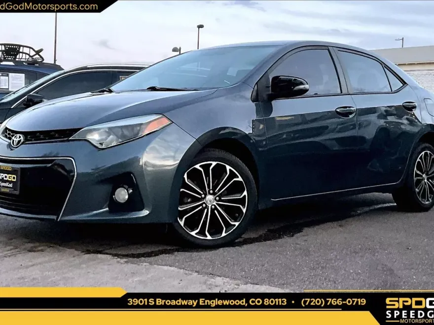 2016 Toyota Corolla Plus photo 1