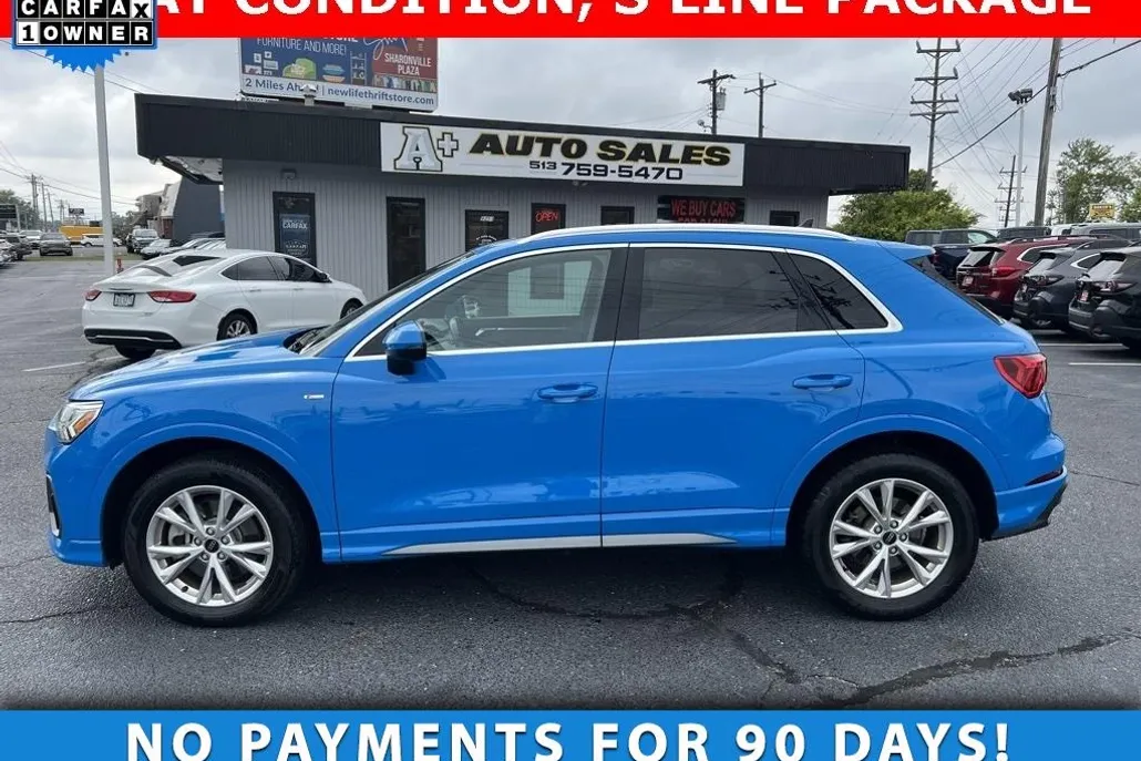 2023 Audi Q3 S line Premium photo 1