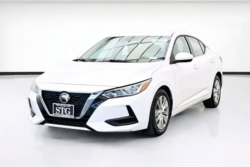 2021 Nissan Sentra S photo 1