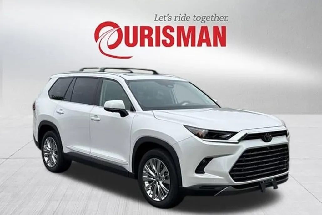 2025 Toyota Grand Highlander Platinum photo 1