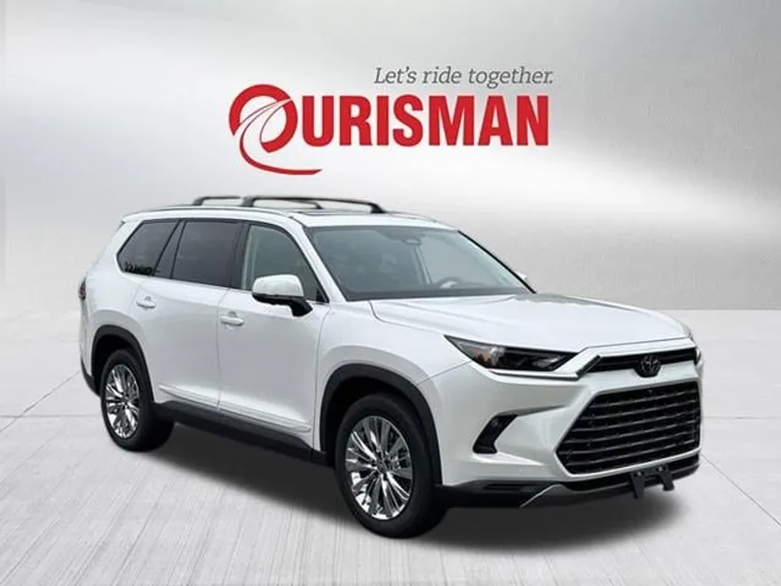 2025 Toyota Grand Highlander Platinum photo 1