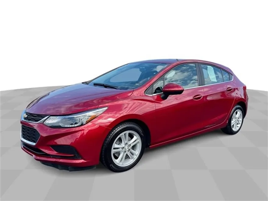 2018 Chevrolet Cruze LT photo 1