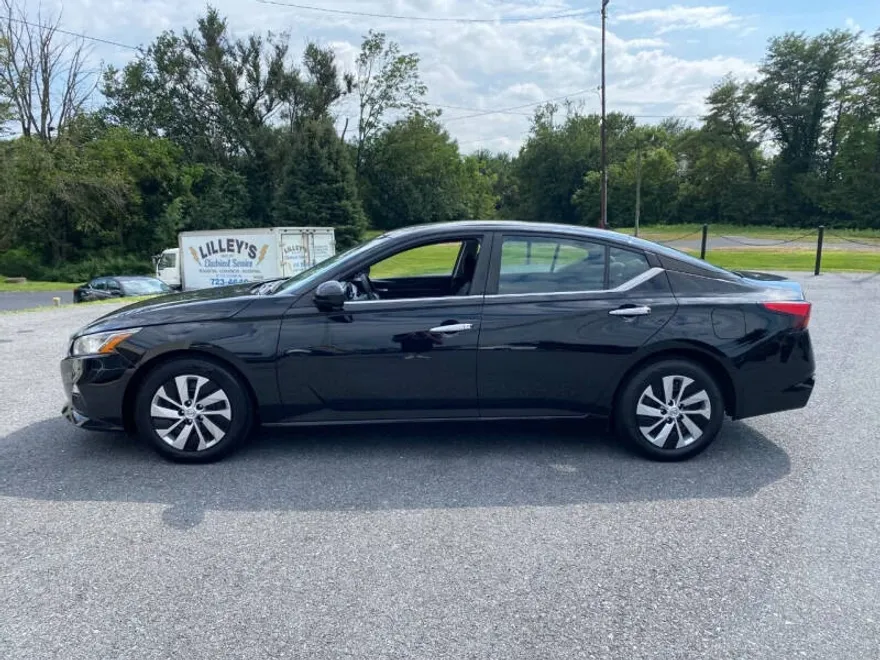 2021 Nissan Altima 2.5 S photo 1