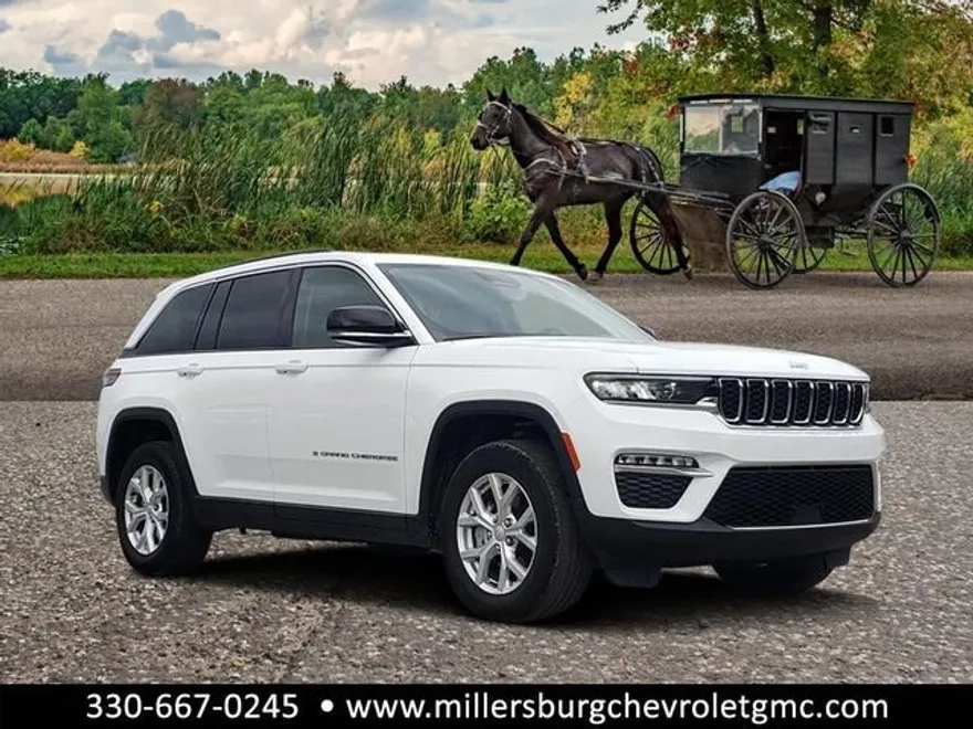 2023 Jeep Grand Cherokee Limited photo 1