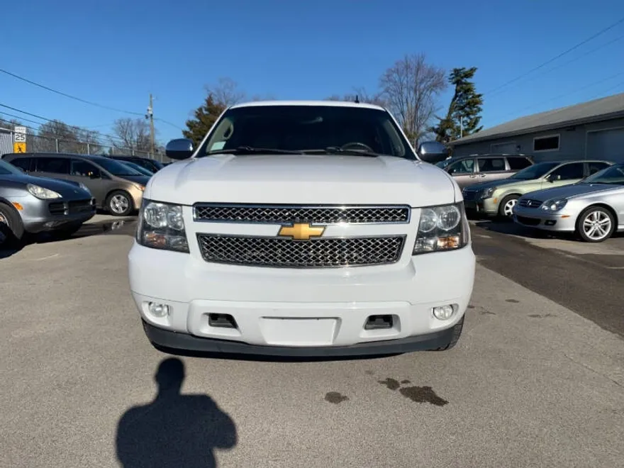 2013 Chevrolet Tahoe LTZ photo 1