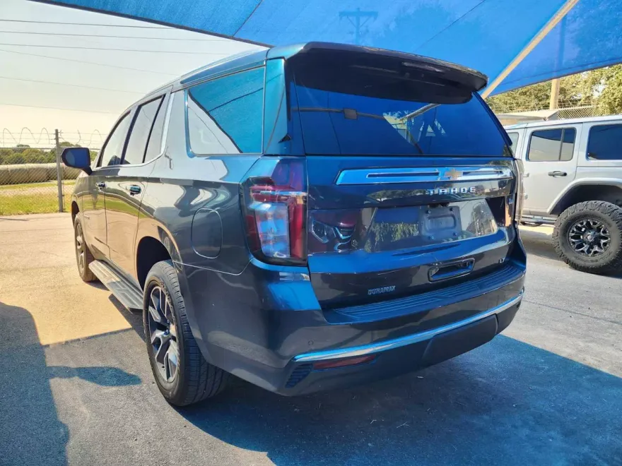 2021 Chevrolet Tahoe LT photo 1