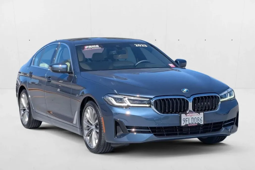 2023 Bmw 530i photo 1