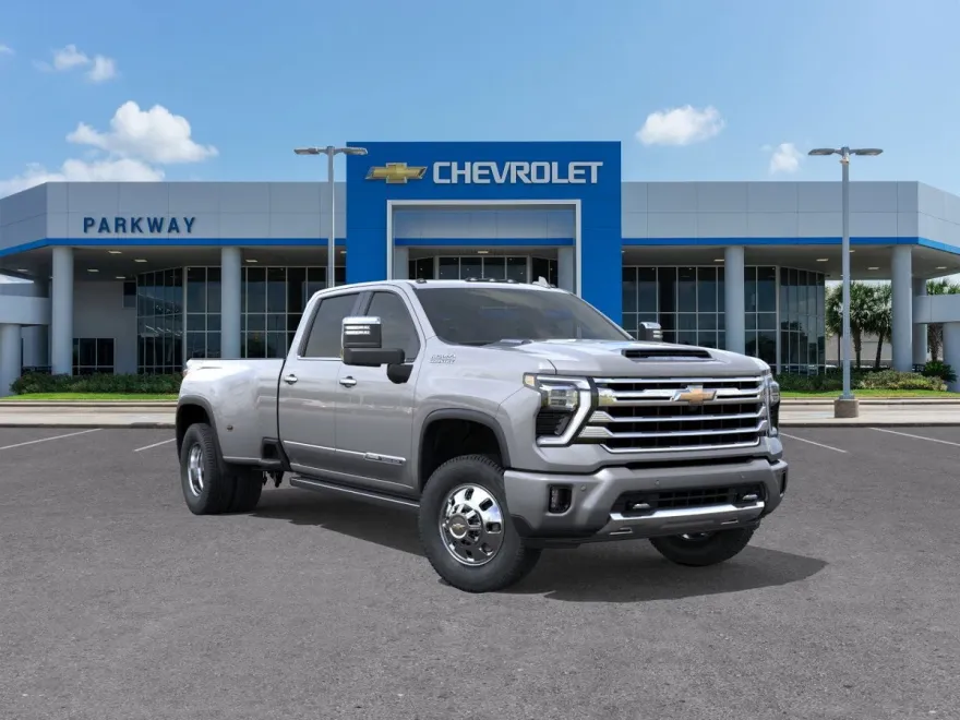 2025 Chevrolet Silverado 3500HD High Country photo 1