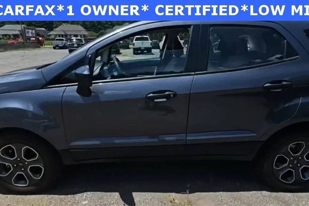 2021 Ford EcoSport S photo 1