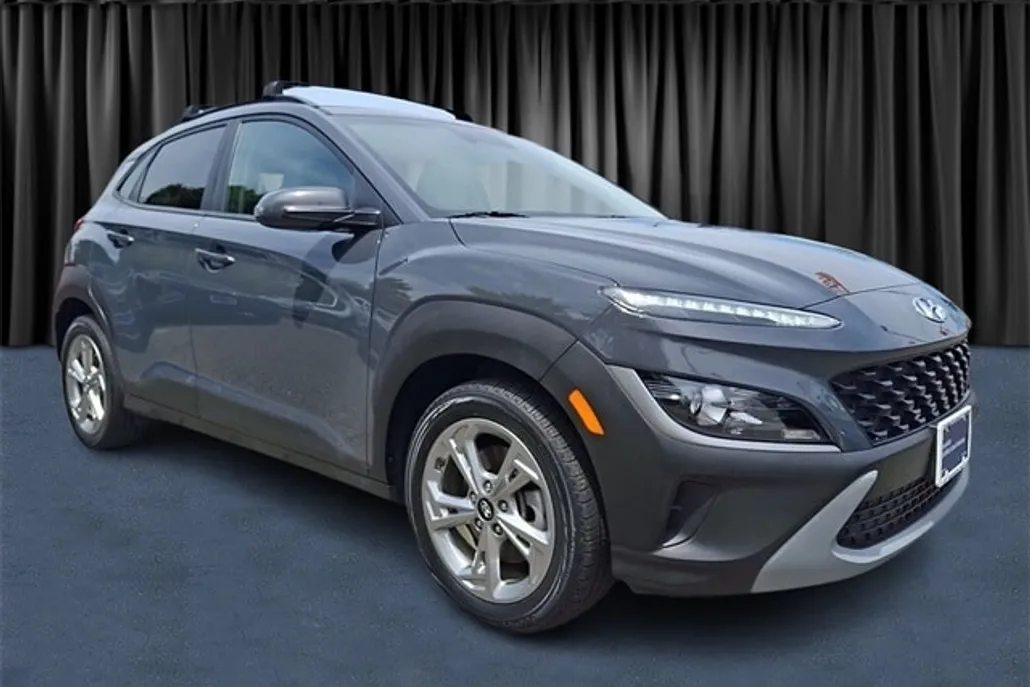 2023 Hyundai Kona SEL photo 1