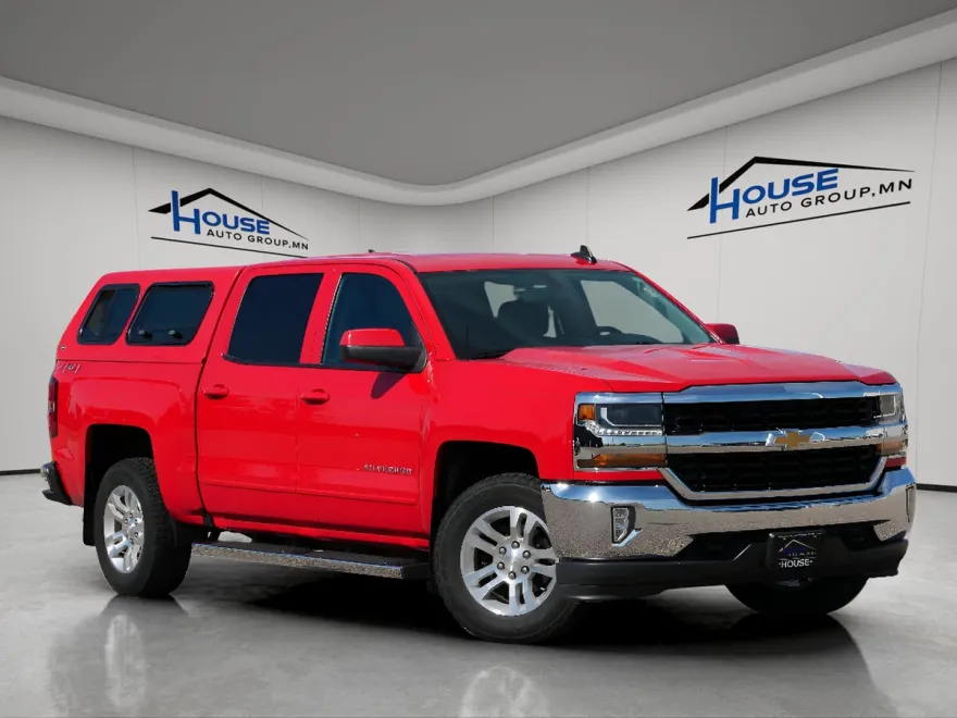 2018 Chevrolet Silverado 1500 LT photo 1