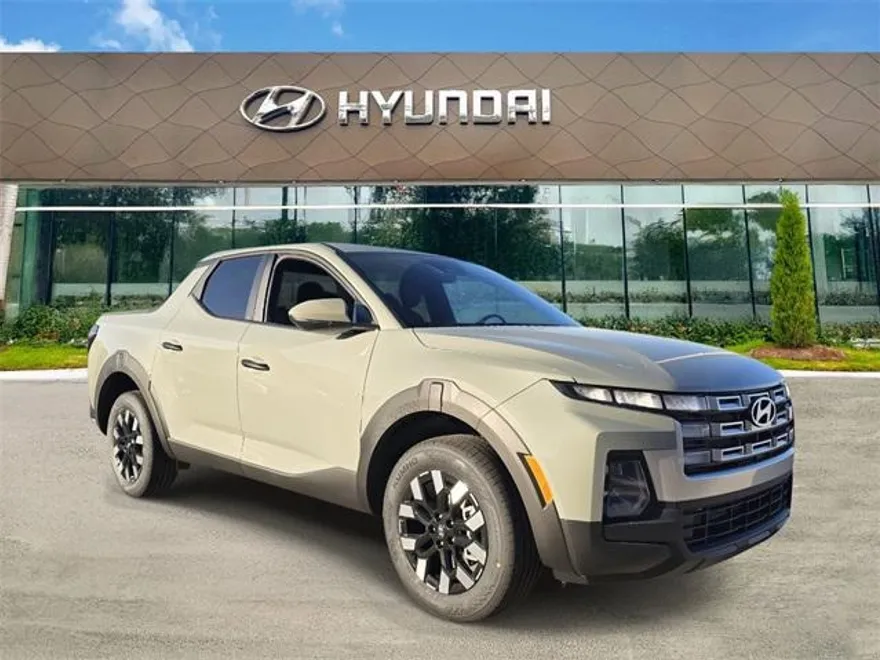 2025 Hyundai Santa Cruz SE photo 1