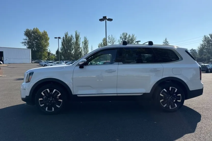 2025 Kia Telluride photo 1