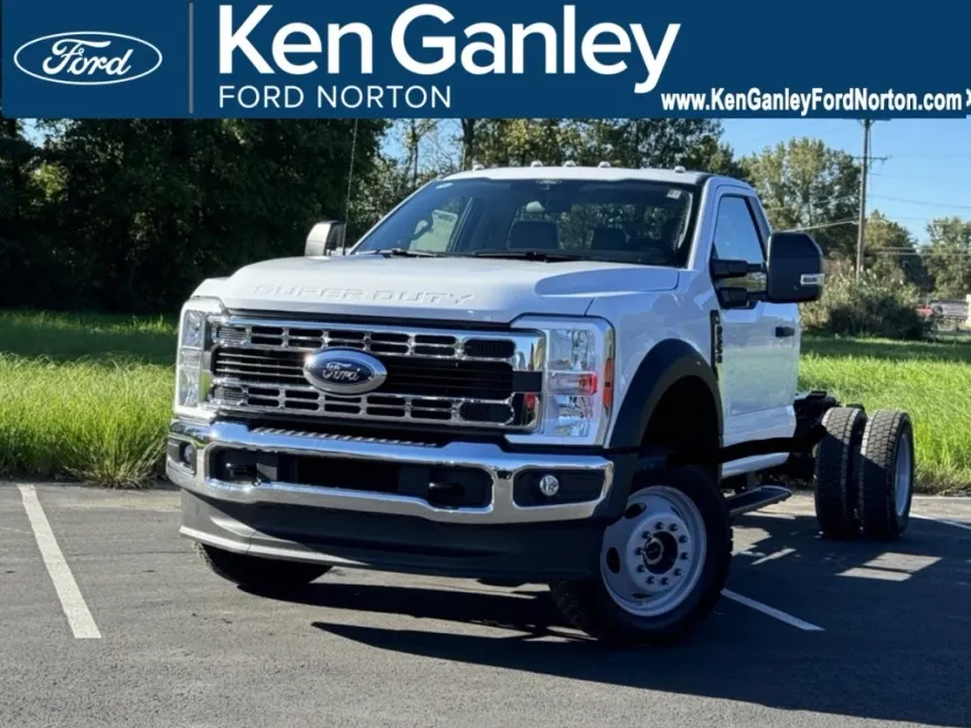 2024 Ford F-550 photo 1