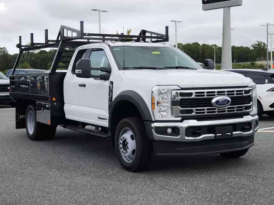 2024 Ford F-450 XL photo 2