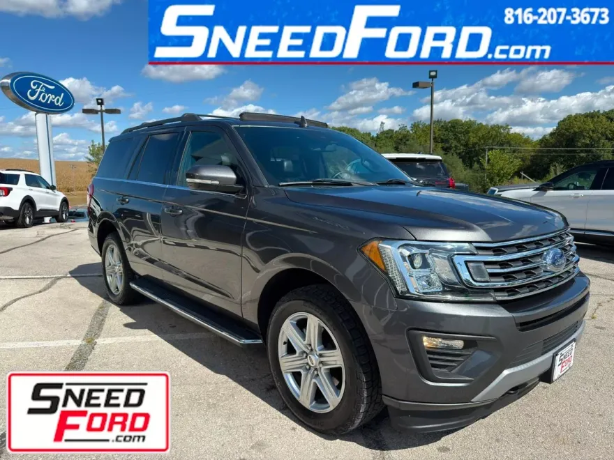 2020 Ford Expedition XLT photo 1