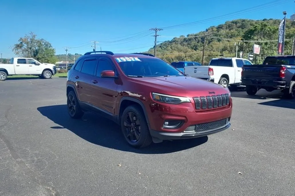 2020 Jeep Cherokee Altitude photo 1