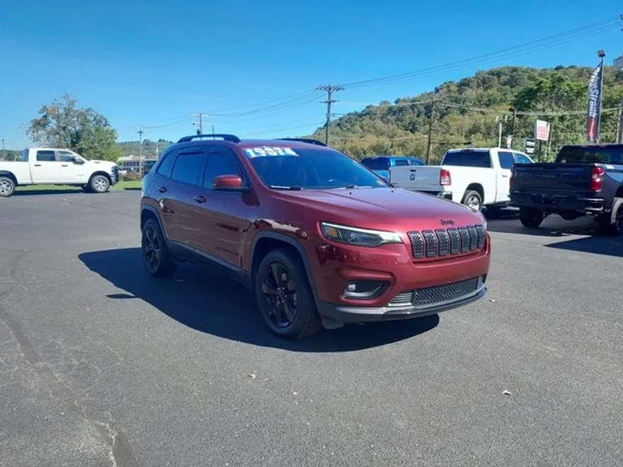 2020 Jeep Cherokee Altitude photo 1