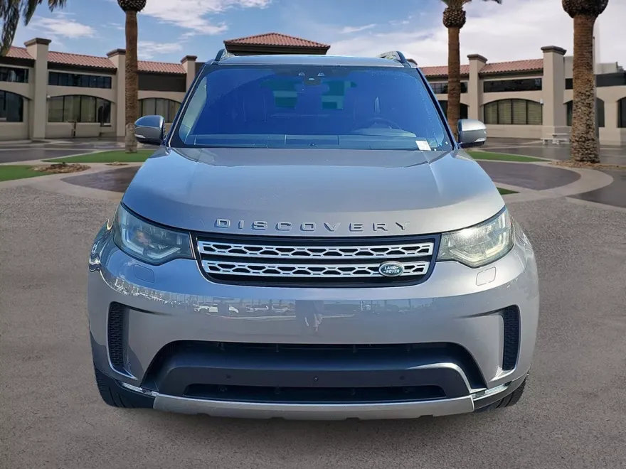 2020 Land Rover Discovery HSE photo 1
