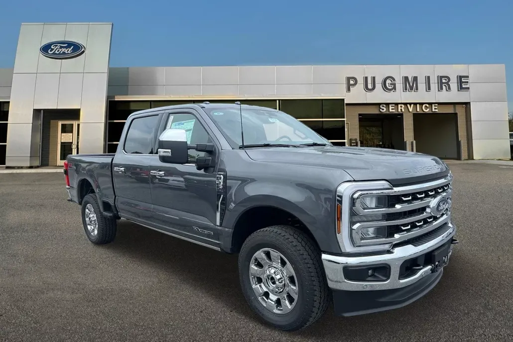 2025 Ford F-250 Lariat photo 1