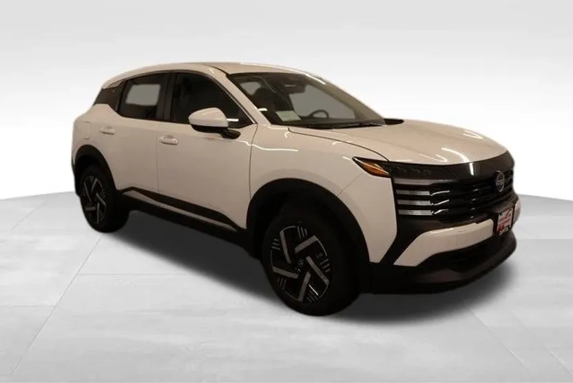 2025 Nissan Kicks SV photo 1