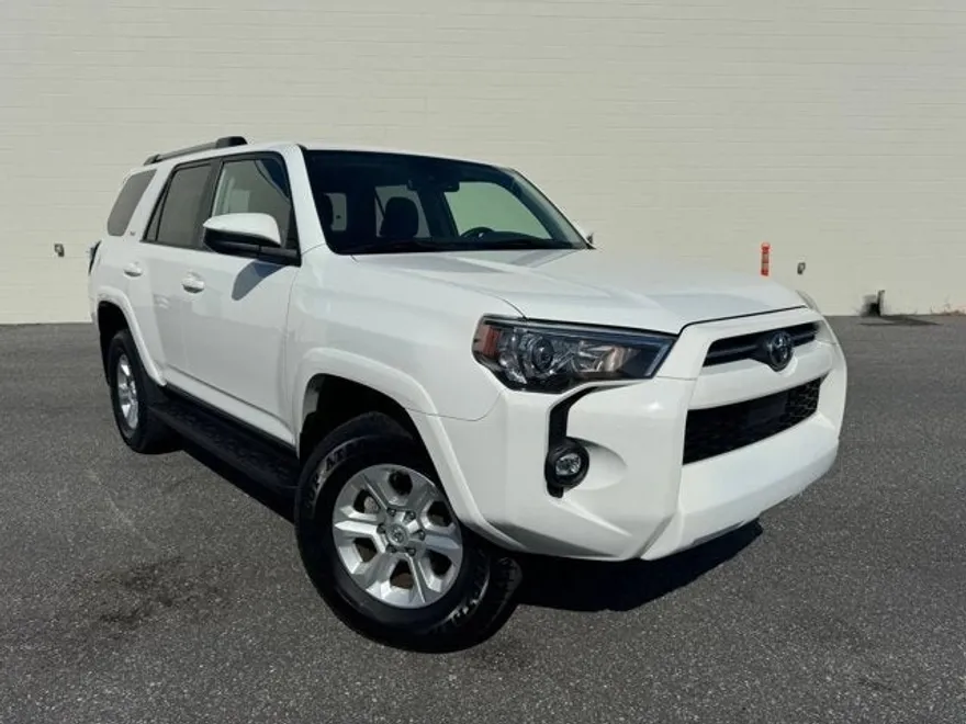 2024 Toyota 4Runner SR5 photo 1