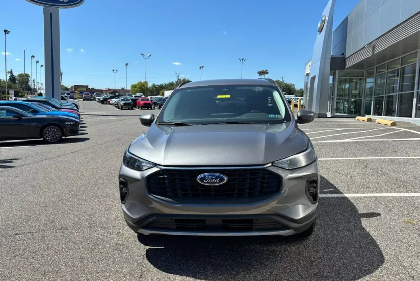 2024 Ford Escape Plug-In Hybrid Base photo 1