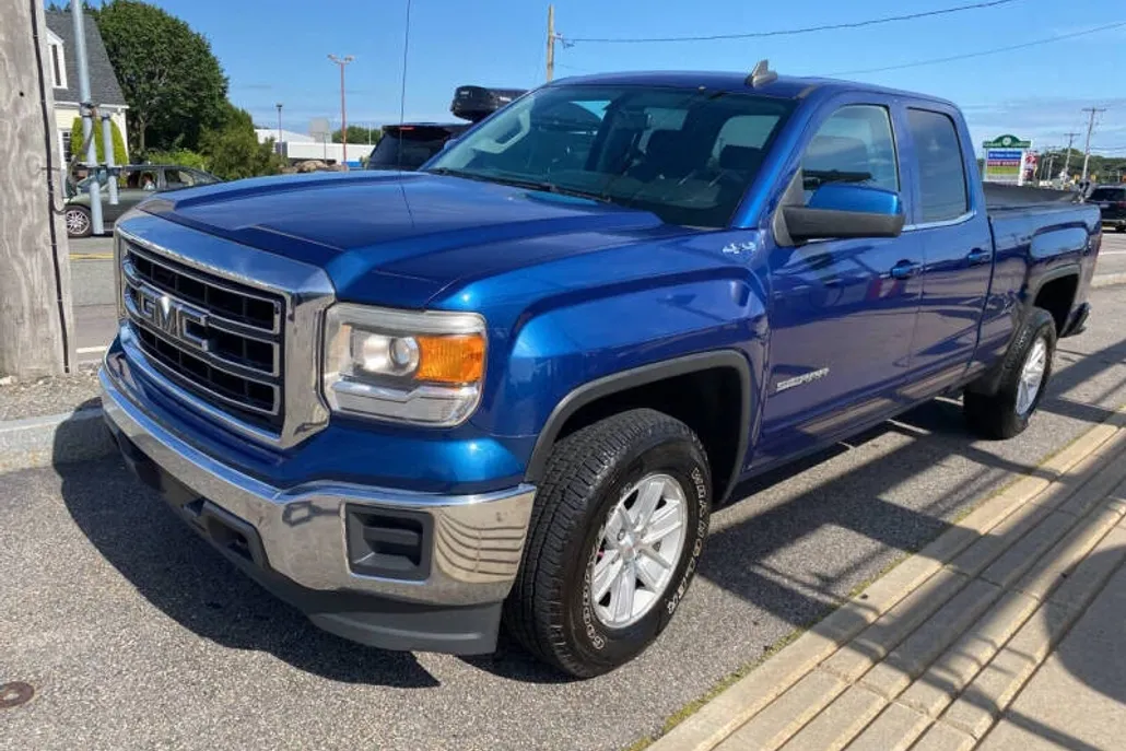 2015 Gmc Sierra 1500 SLE photo 1