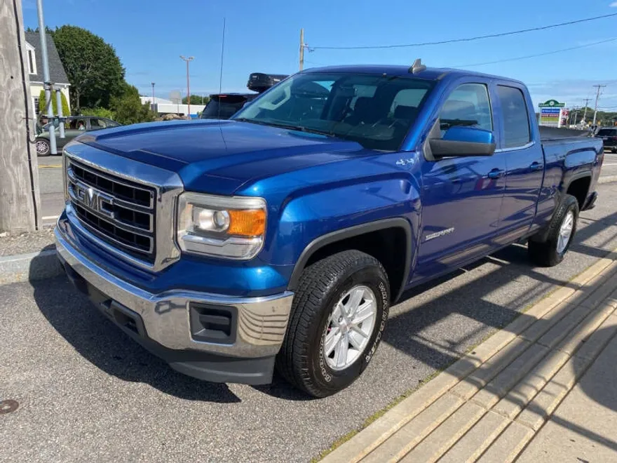 2015 Gmc Sierra 1500 SLE photo 1