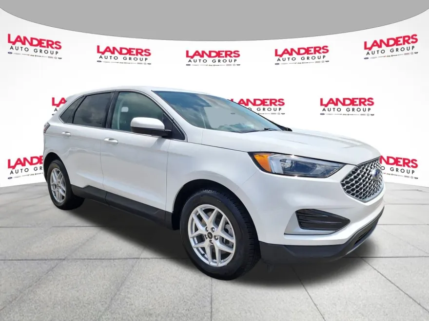 2024 Ford Edge SEL photo 1