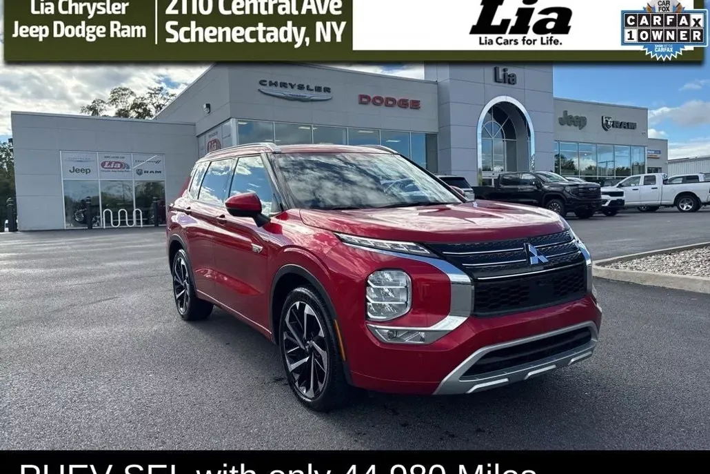 2023 Mitsubishi Outlander PHEV SEL S-AWC photo 1