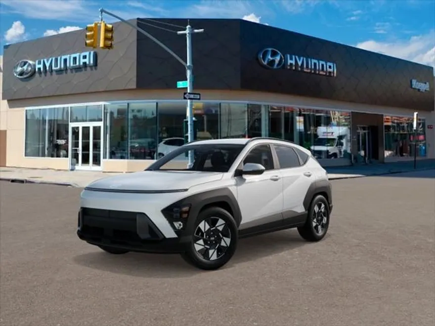 2025 Hyundai Kona SEL photo 1