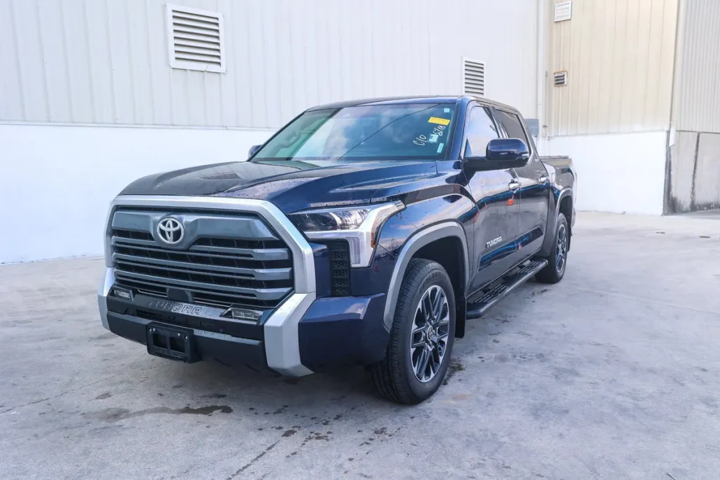 2024 Toyota Tundra Limited photo 1