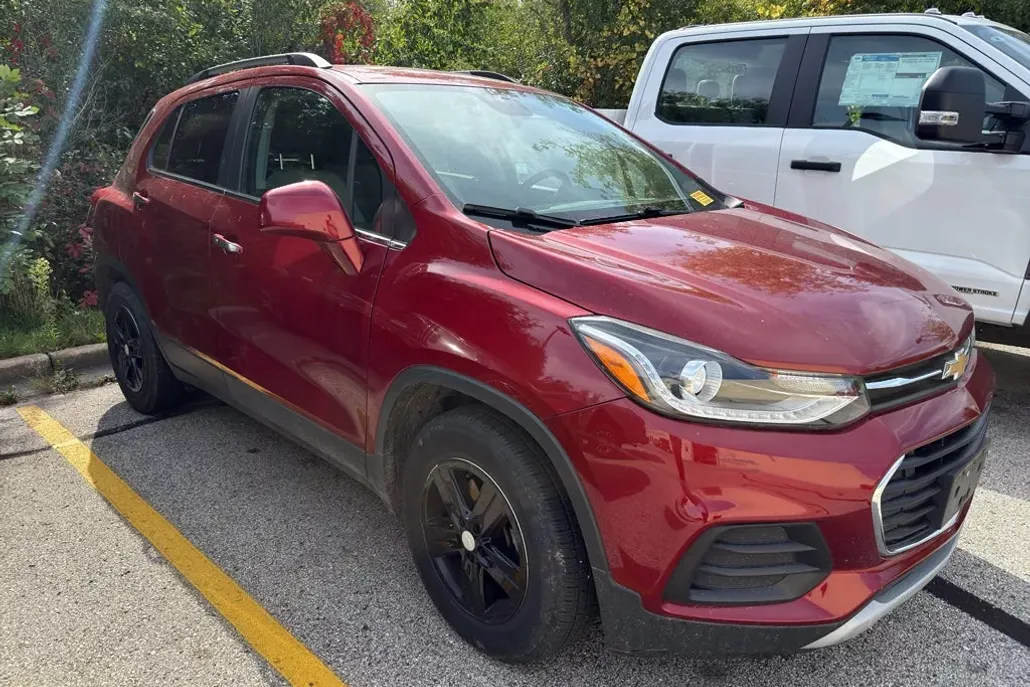 2018 Chevrolet Trax LT photo 1