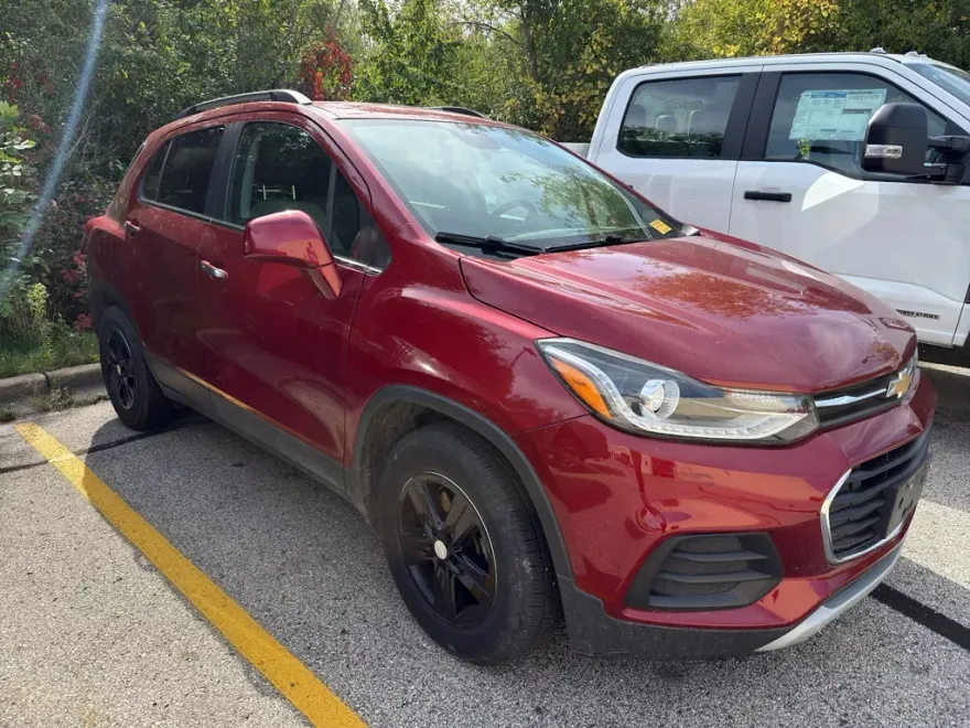 2018 Chevrolet Trax LT photo 1
