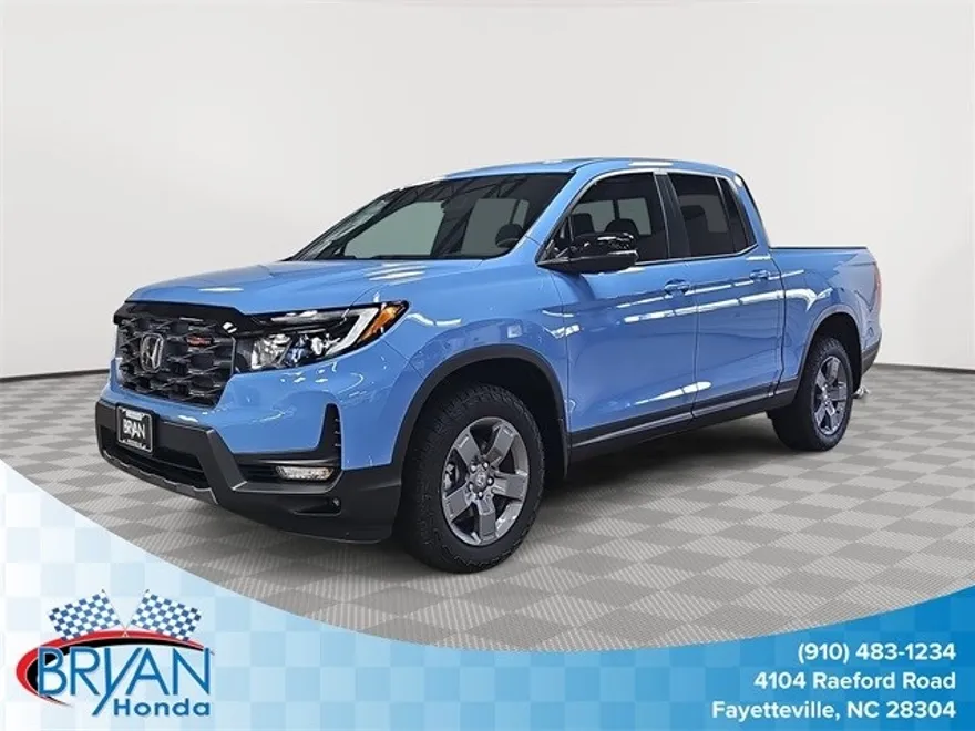 2025 Honda Ridgeline TrailSport photo 1