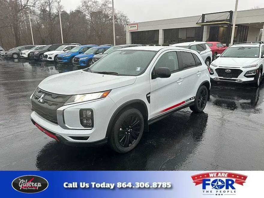 2024 Mitsubishi Outlander Sport photo 1