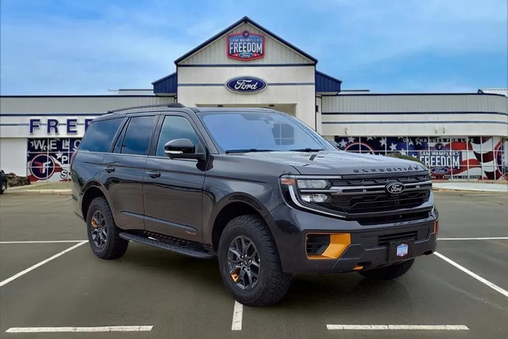 2025 Ford Expedition photo 1