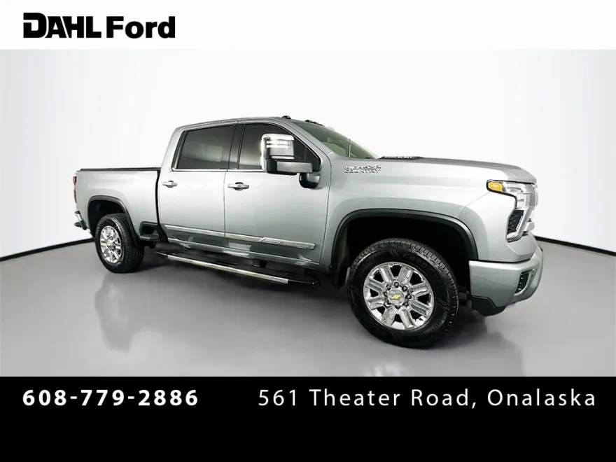 2024 Chevrolet Silverado 2500HD High Country photo 1