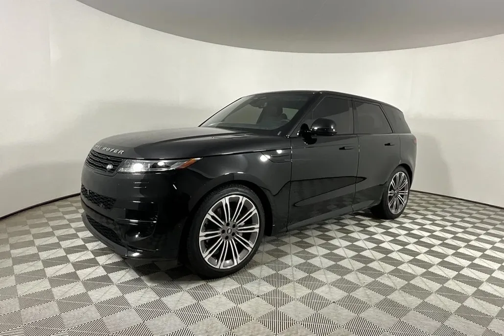 2025 Land Rover Range Rover Sport SE photo 1