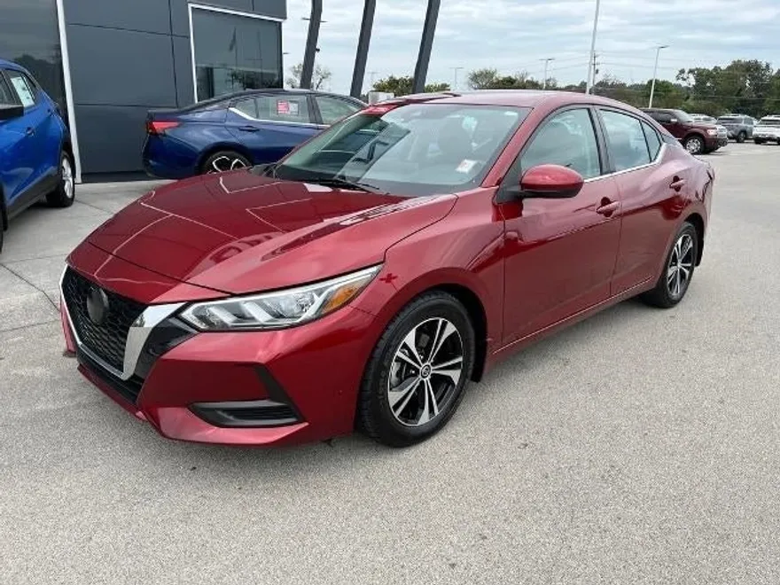 2022 Nissan Sentra SV photo 1