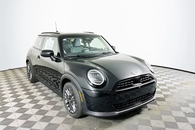 2025 Mini Cooper Hardtop photo 1