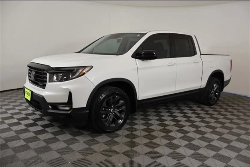 2023 Honda Ridgeline Sport photo 1