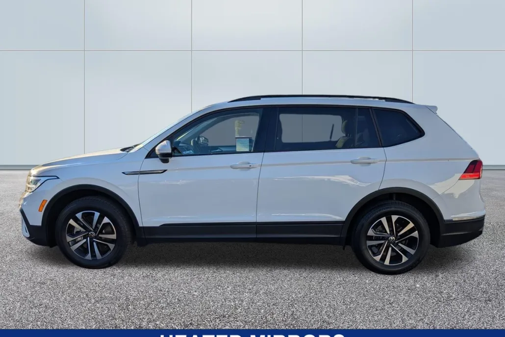 2024 Volkswagen Tiguan S photo 1