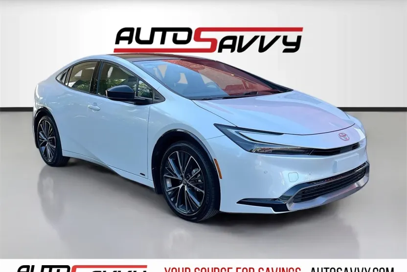 2024 Toyota Prius Limited photo 1
