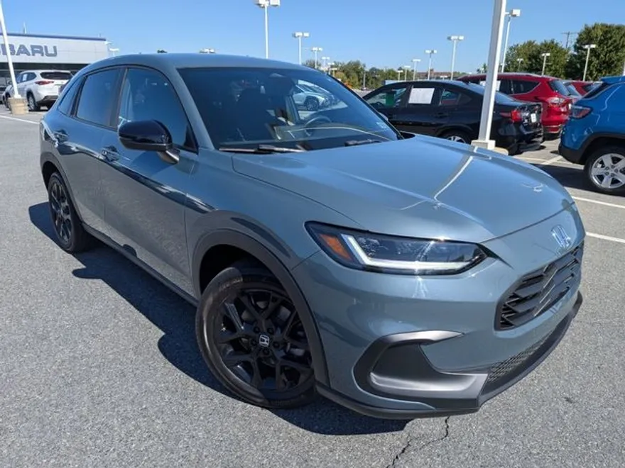 2023 Honda HR-V Sport photo 1